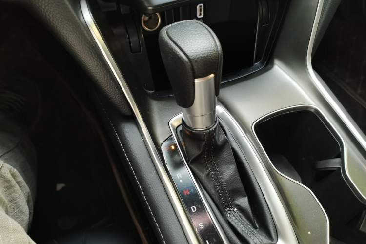 Used Honda Accord 2022 260TURBO Luxury Edition Gear Lever