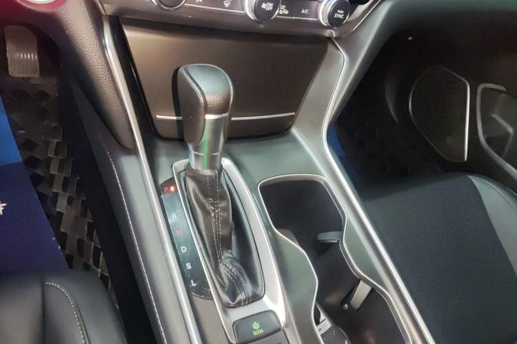 Used Honda Accord 2022 260TURBO Luxury Edition Gear Lever