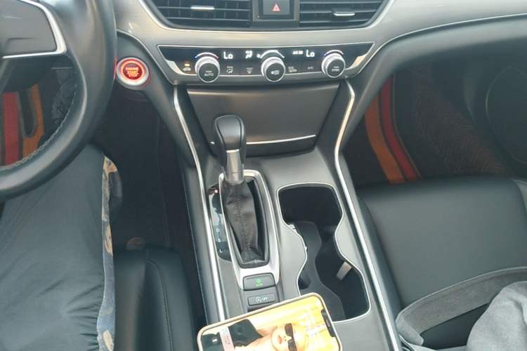 Used Honda Accord 2022 260TURBO Luxury Edition Gear Lever