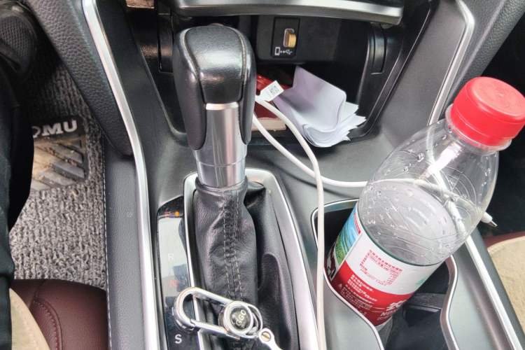 Used Honda Accord 2022 260TURBO Phantom Night · Prestige Edition Gear Lever