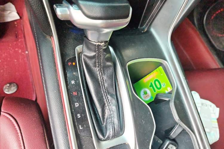 Used Honda Accord 2022 260TURBO Phantom Night · Prestige Edition Gear Lever
