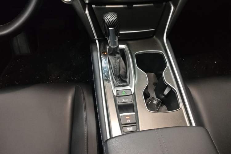 Used Honda Accord 2022 260TURBO Luxury Edition Gear Lever