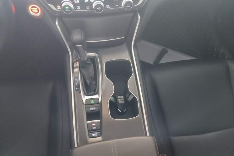 Used Honda Accord 2022 260TURBO Luxury Edition Gear Lever