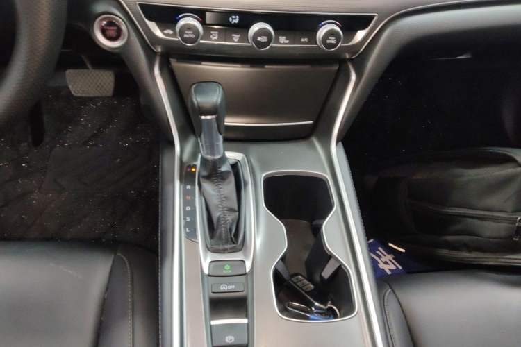 Used Honda Accord 2022 260TURBO Luxury Edition Gear Lever