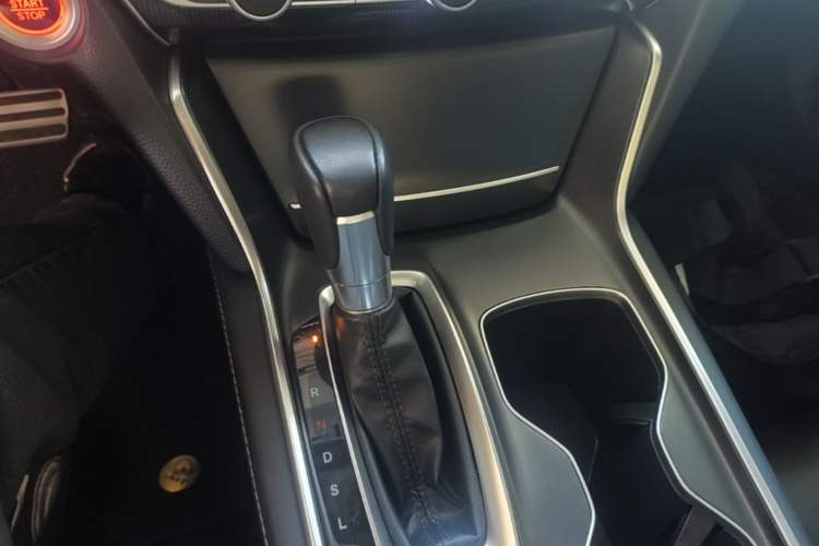 Used Honda Accord 2022 260TURBO Phantom Night · Prestige Edition Gear Lever