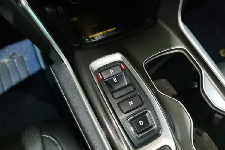 Used Honda Accord 2022 Xing·Hybrid 2.0L Phantom Night·Xing Zun Edition Gear Lever