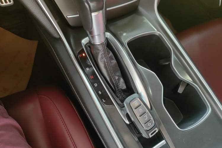 Used Honda Accord 2022 260TURBO Phantom Night · Prestige Edition Gear Lever