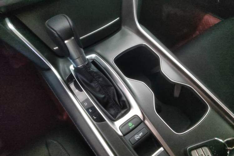 Used Honda Accord 2022 260TURBO Luxury Edition Gear Lever