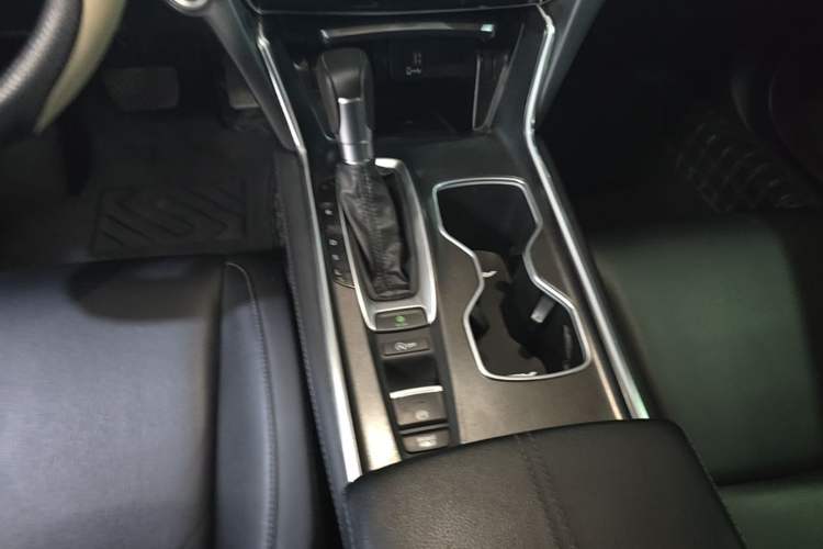 Used Honda Accord 2022 260TURBO Luxury Edition Gear Lever