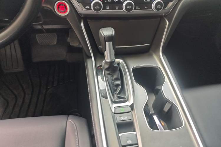 Used Honda Accord 2022 260TURBO Luxury Edition Gear Lever