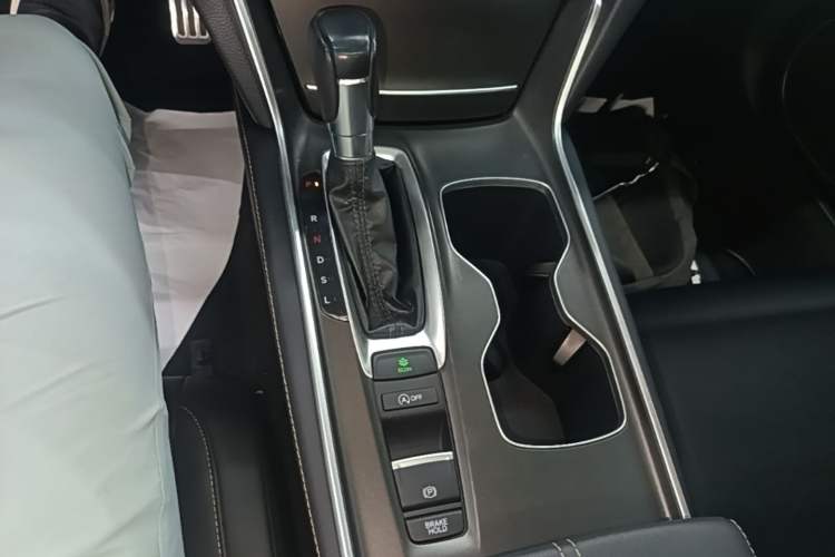 Used Honda Accord 2022 260TURBO Phantom Night · Prestige Edition Gear Lever