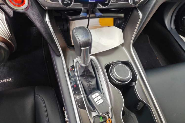 Used Honda Accord 2022 260TURBO Comfort Edition Gear Lever