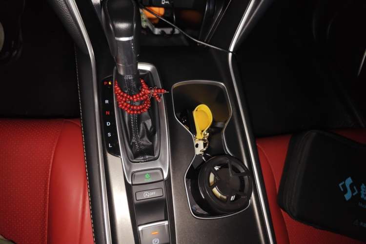 Used Honda Accord 2022 260TURBO Phantom Night · Prestige Edition Gear Lever