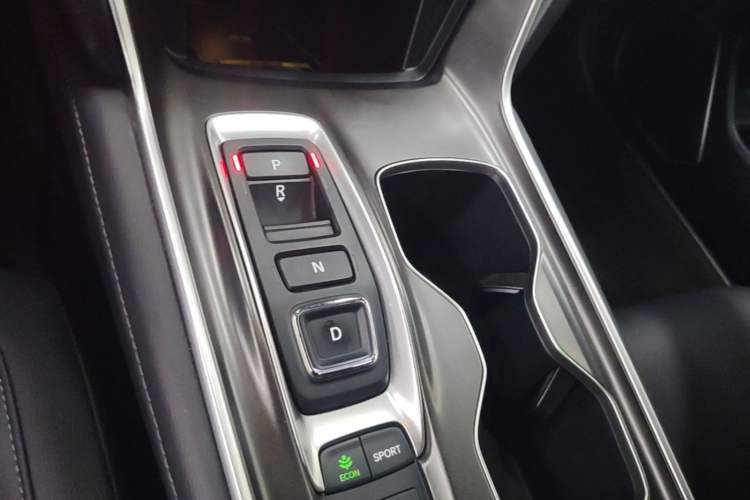 Used Honda Accord 2022 Xing·Hybrid 2.0L Xingling Version Gear Lever