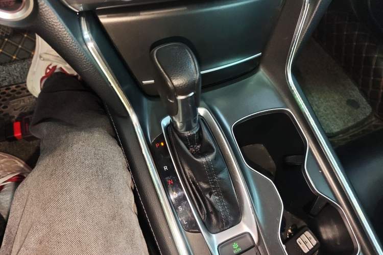 Used Honda Accord 2022 260TURBO Luxury Edition Gear Lever
