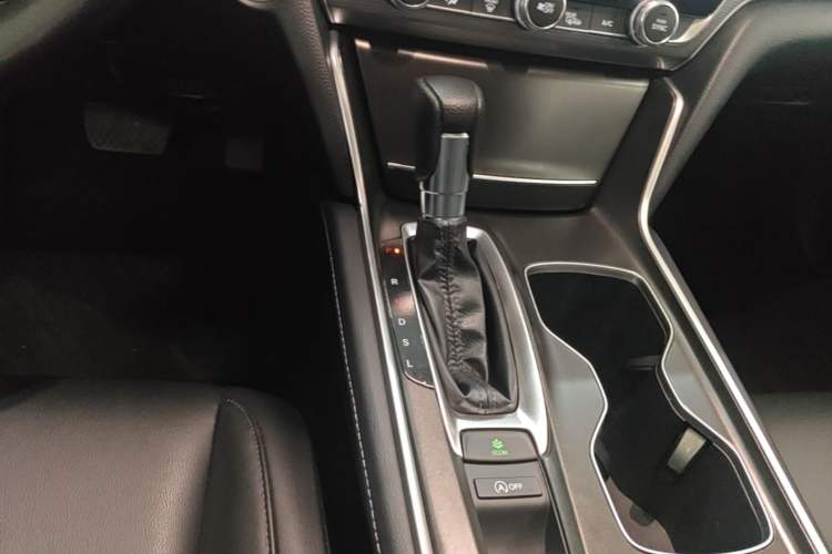 Used Honda Accord 2022 260TURBO Luxury Edition Gear Lever