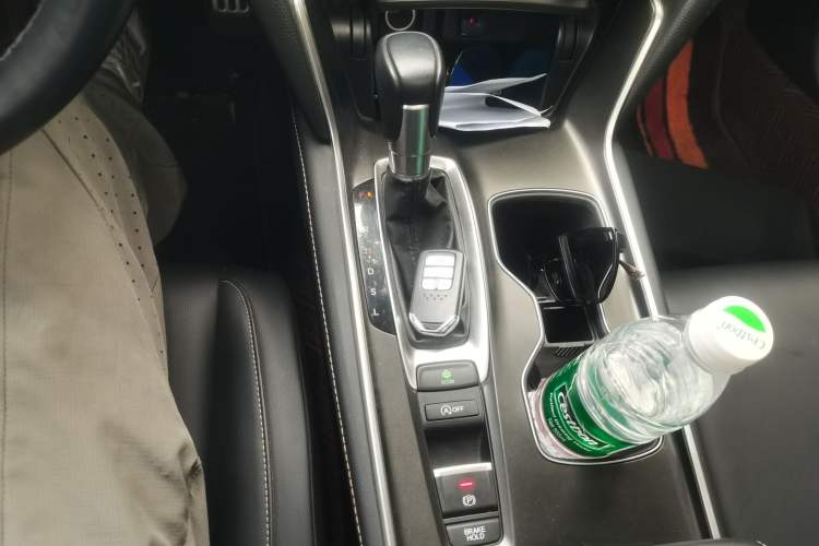 Used Honda Accord 2022 260TURBO Phantom Night · Prestige Edition Gear Lever