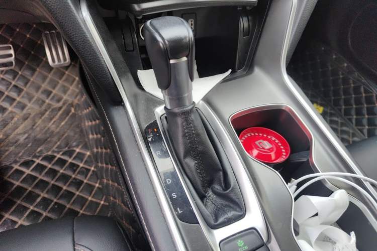 Used Honda Accord 2022 260TURBO Phantom Night · Prestige Edition Gear Lever