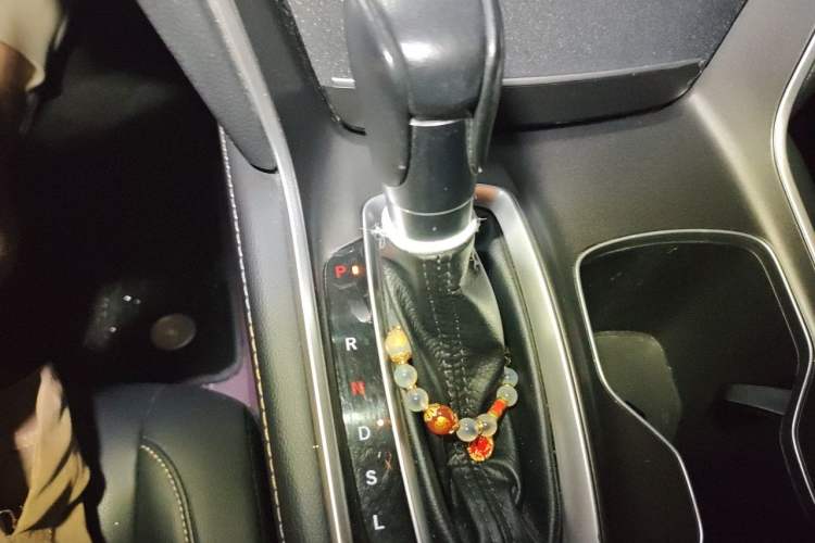 Used Honda Accord 2022 260TURBO Phantom Night · Prestige Edition Gear Lever