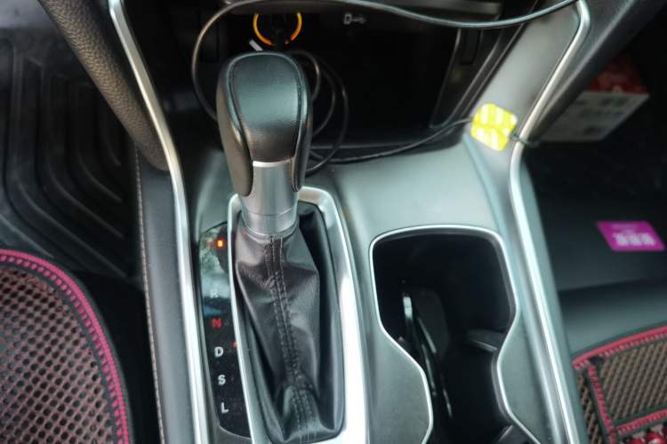 Used Honda Accord 2022 260TURBO Phantom Night · Prestige Edition Gear Lever
