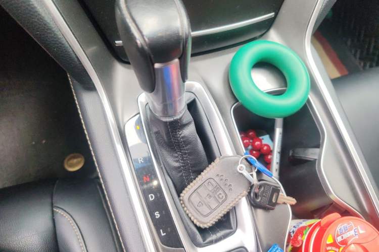Used Honda Accord 2022 260TURBO Phantom Night · Prestige Edition Gear Lever
