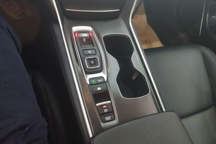 Used Honda Accord 2022 Xing·Hybrid 2.0L Xingling Version Gear Lever