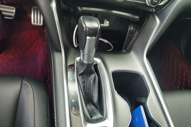 Used Honda Accord 2022 260TURBO Phantom Night · Prestige Edition Gear Lever