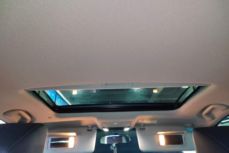 Used Honda Accord 2022 260TURBO Luxury Edition Headliner