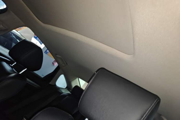 Used Honda Accord 2022 260TURBO Luxury Edition Headliner