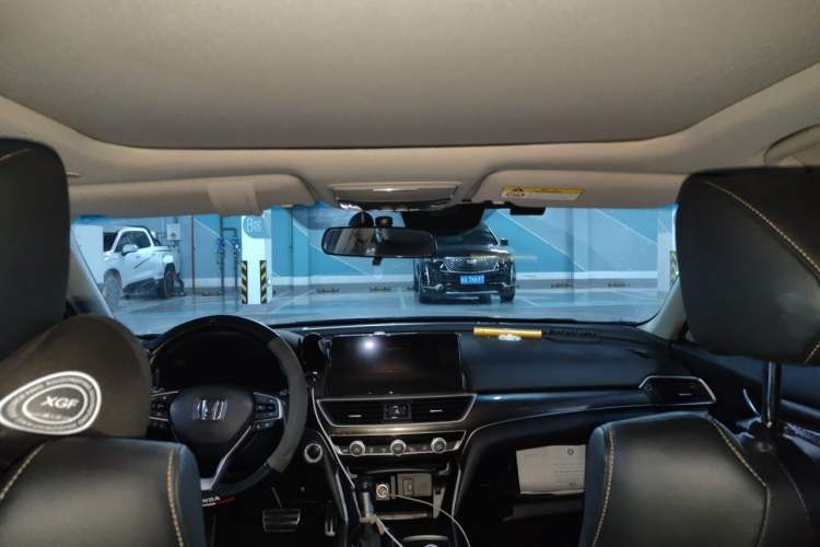 Used Honda Accord 2022 260TURBO Phantom Night · Prestige Edition Headliner