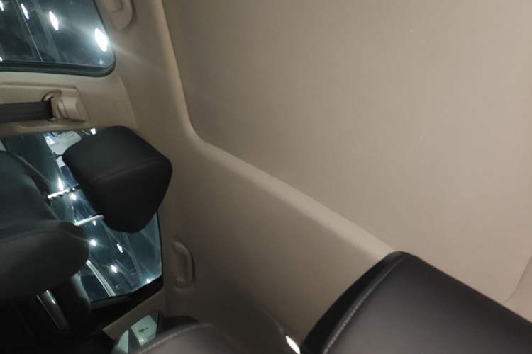 Used Honda Accord 2022 260TURBO Luxury Edition Headliner