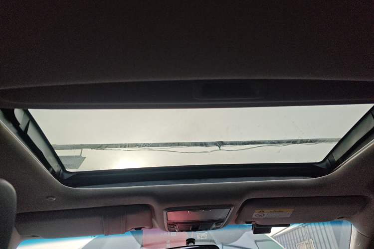 Used Honda Accord 2022 260TURBO Luxury Edition Headliner