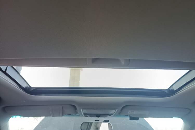 Used Honda Accord 2022 260TURBO Luxury Edition Headliner