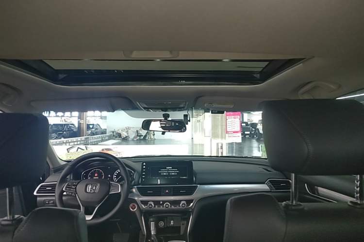 Used Honda Accord 2022 260TURBO Luxury Edition Headliner