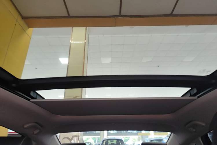 Used Honda Accord 2022 260TURBO Phantom Night · Prestige Edition Headliner
