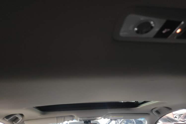 Used Honda Accord 2022 260TURBO Luxury Edition Headliner