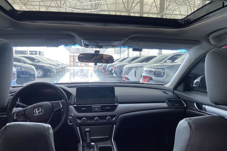 Used Honda Accord 2022 260TURBO Luxury Edition Headliner