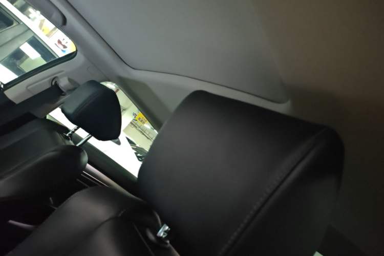 Used Honda Accord 2022 260TURBO Luxury Edition Headliner