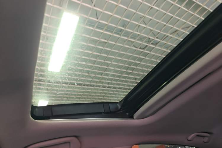 Used Honda Accord 2022 260TURBO Luxury Edition Headliner