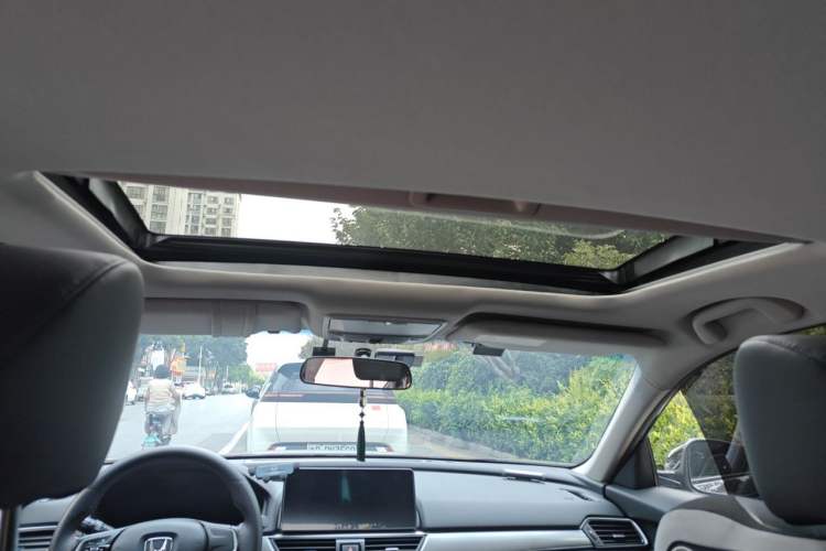 Used Honda Accord 2022 260TURBO Luxury Edition Headliner