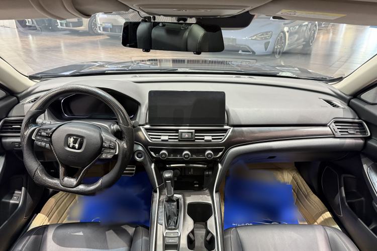 Used Honda Accord 2022 260TURBO Phantom Night · Prestige Edition Interior 1