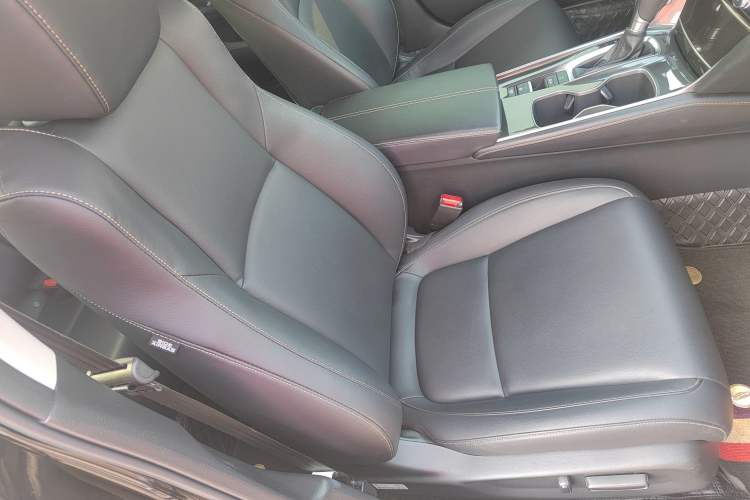 Used Honda Accord 2022 260TURBO Phantom Night · Prestige Edition Interior 11