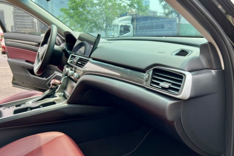 Used Honda Accord 2022 260TURBO Phantom Night · Prestige Edition Interior 12