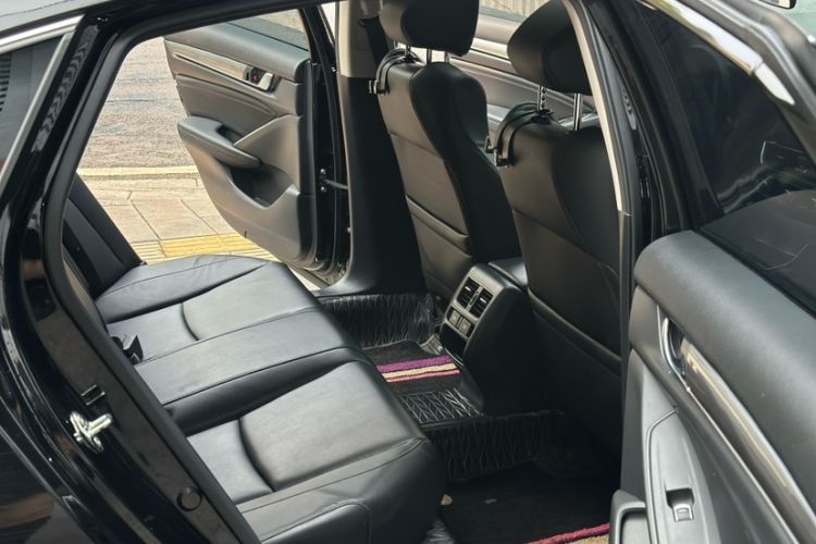 Used Honda Accord 2022 260TURBO Luxury Edition Interior 12