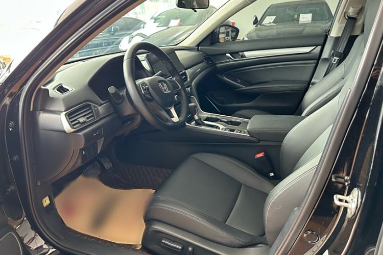 Used Honda Accord 2022 260TURBO Luxury Edition Interior 2