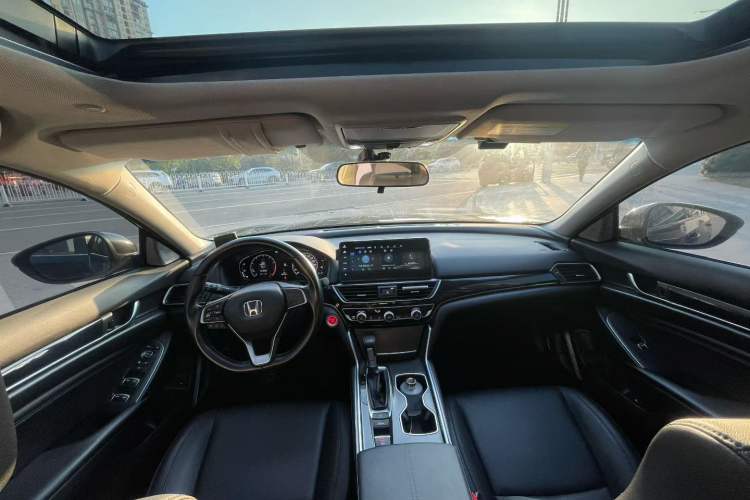 Used Honda Accord 2022 260TURBO Luxury Edition Interior 2