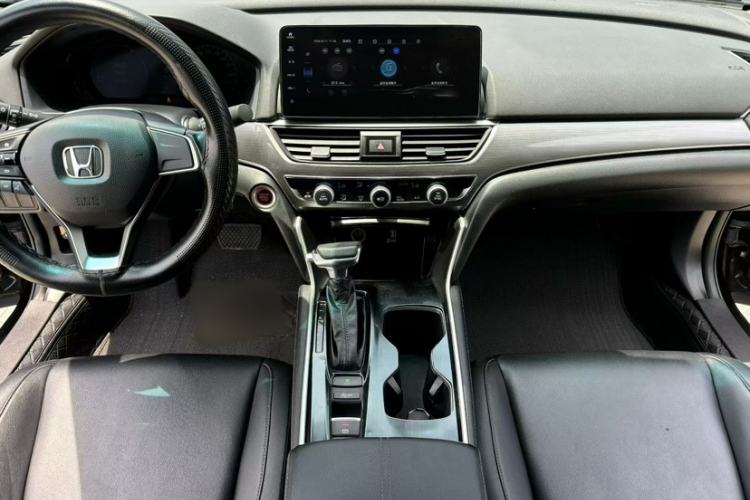 Used Honda Accord 2022 260TURBO Luxury Edition Interior 2