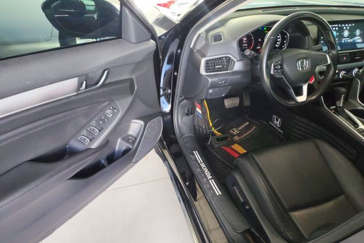 Used Honda Accord 2022 260TURBO Luxury Edition Interior 3