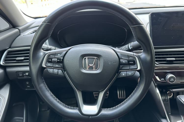 Used Honda Accord 2022 260TURBO Phantom Night · Prestige Edition Interior 3