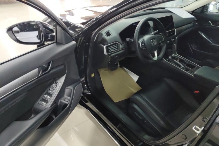 Used Honda Accord 2022 260TURBO Luxury Edition Interior 3